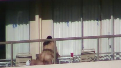 Kelly Surfer video bokep artis jepang bersenang-senang