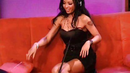 Indah babe Fucks vidio bokeb mom jepang dirinya dengan dildo