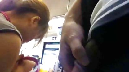 Panas rambut pirang pakai jari vaginanya dan menggantung di vidio vorno jepang selingkuh sekitar dia