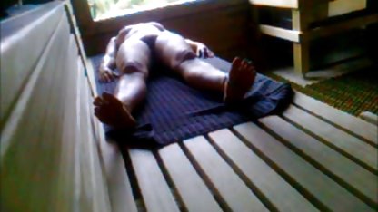 Cewek seksi, vidio bokep japan hot pakai jari di kursinya seperti